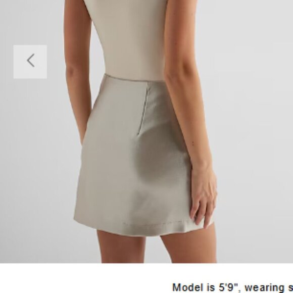 High Waisted Metallic Embellished Mini Skirt - Picture 3 of 6